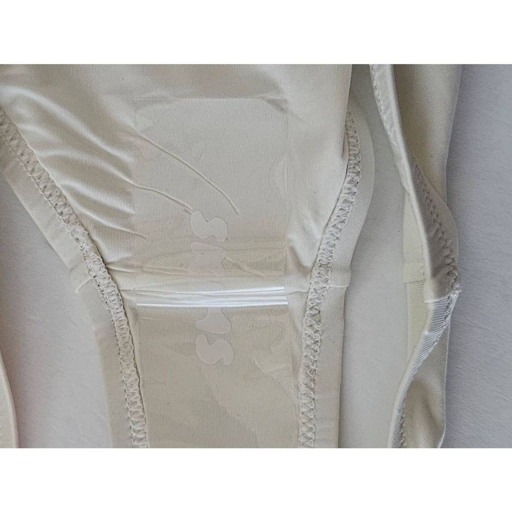 Skims bikini swim bottom Nwt - Picture 9 of 9